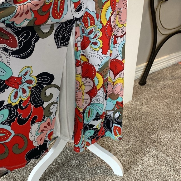 New York & Company Floral Sleeveless Maxi Dress Red and Multicolor size S - Picture 3 of 12